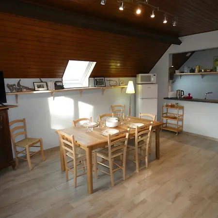 L'oustal De 1 *